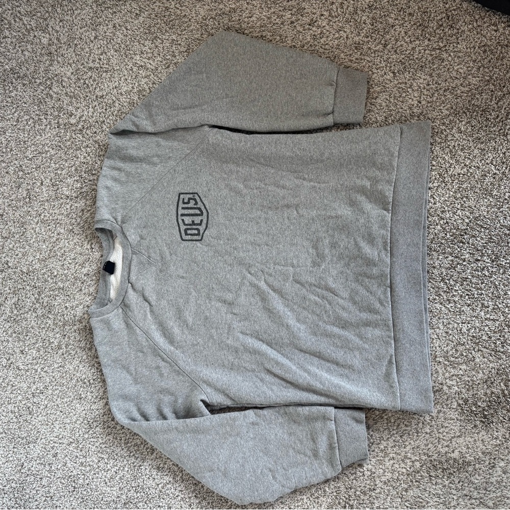 Deus Ex Machina Crewneck